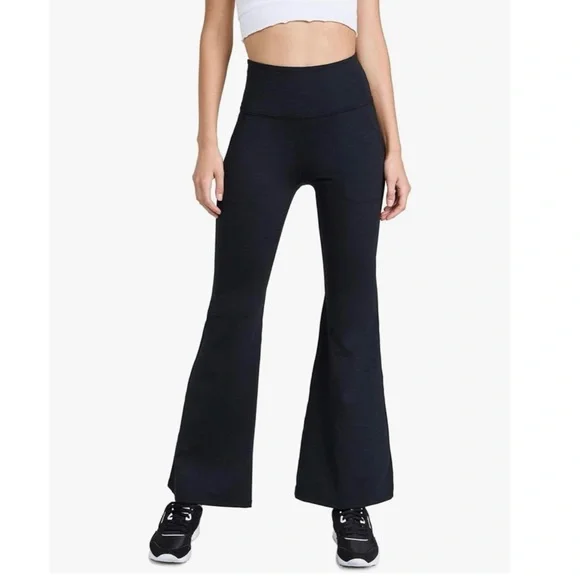 Beyond Yoga Women's Heather Rib All Day Flare Pants in Black Size L - Picture 14 of 16